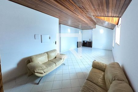 Casa à venda com 390m², 6 quartos e 4 vagas Casa à venda com 390m², 6 quartos e 4 vagaspavimento 3