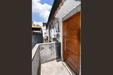 Casa à venda com 450m², 6 quartos e 1 vagaEntrada do segundo andar da casa