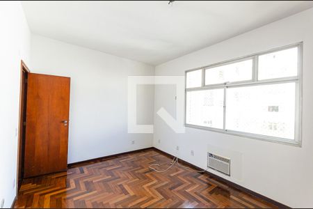 Apartamento à venda com 308m², 4 quartos e 2 vagasSuite 2