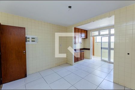 Apartamento à venda com 308m², 4 quartos e 2 vagasCozinha