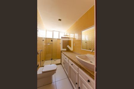 Apartamento à venda com 308m², 4 quartos e 2 vagasBanheiro Social