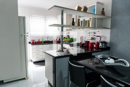 Casa à venda com 196m², 2 quartos e 2 vagasCozinha