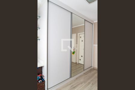 Casa à venda com 196m², 2 quartos e 2 vagasSuíte 2 - Armário