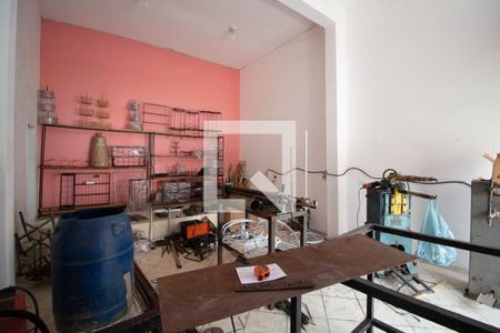 Casa à venda com 300m², 4 quartos e 2 vagasSalão