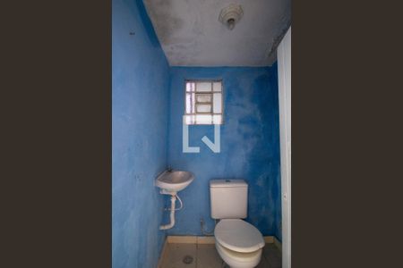 Casa à venda com 300m², 4 quartos e 2 vagasBanheiro