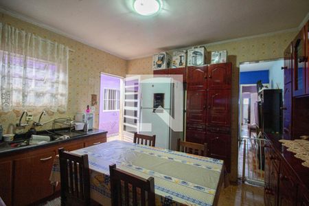 Casa à venda com 300m², 4 quartos e 2 vagasCozinha