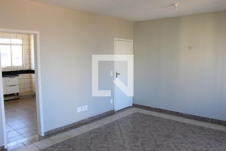 Sala de apartamento para alugar com 3 quartos, 106m² em Patrimônio, Uberlândia