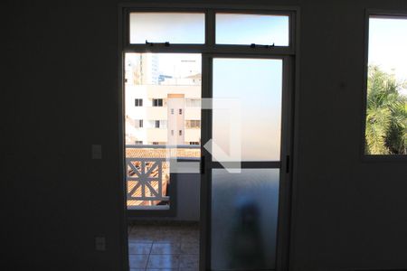 Varanda da Sala de apartamento para alugar com 3 quartos, 106m² em Patrimônio, Uberlândia