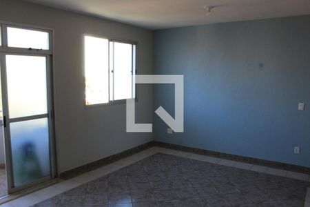 Sala de apartamento para alugar com 3 quartos, 106m² em Patrimônio, Uberlândia
