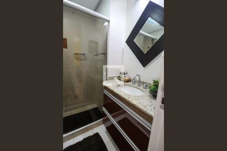 Apartamento à venda com 113m², 3 quartos e 2 vagas Apartamento à venda com 113m², 3 quartos e 2 vagasBanheiro