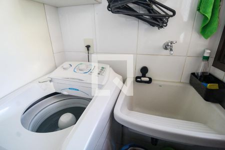 Apartamento à venda com 113m², 3 quartos e 2 vagas Apartamento à venda com 113m², 3 quartos e 2 vagasÁrea de Serviço