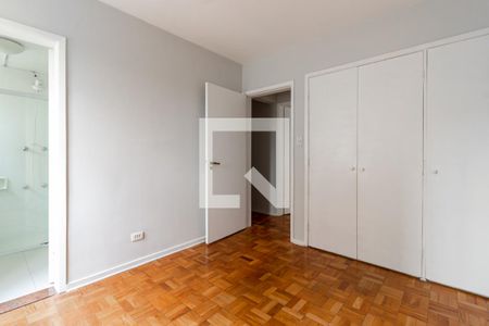 Suíte de apartamento para alugar com 3 quartos, 130m² em Moema, São Paulo