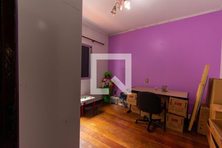 Casa à venda com 220m², 3 quartos e 3 vagasQuarto 2