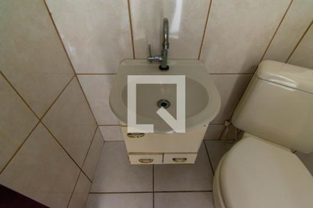 Casa à venda com 220m², 3 quartos e 3 vagasBanheiro de serviço