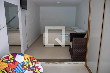 Casa à venda com 361m², 4 quartos e 6 vagasQuarto de Serviço