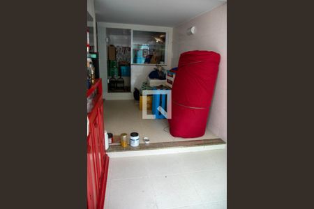 Casa à venda com 361m², 4 quartos e 6 vagasQuarto de Serviço