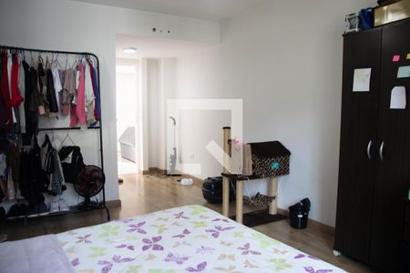 Casa à venda com 361m², 4 quartos e 6 vagasQuarto 2