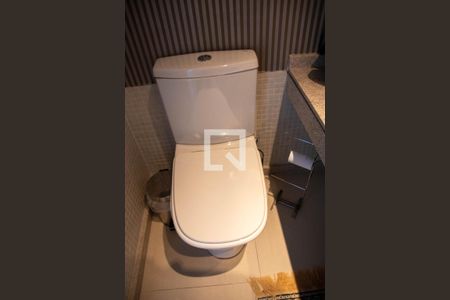 Casa à venda com 361m², 4 quartos e 6 vagasBanheiro 4