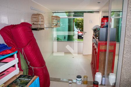 Casa à venda com 361m², 4 quartos e 6 vagasQuarto de Serviço