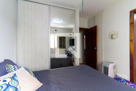 Apartamento à venda com 136m², 3 quartos e 2 vagasQuarto 2 - Suíte