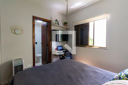 Apartamento à venda com 136m², 3 quartos e 2 vagasQuarto 2 - Suíte