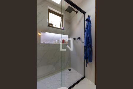 Apartamento à venda com 136m², 3 quartos e 2 vagasBanheiro do Quarto 2