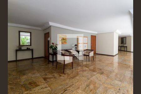 Apartamento à venda com 136m², 3 quartos e 2 vagasHall social