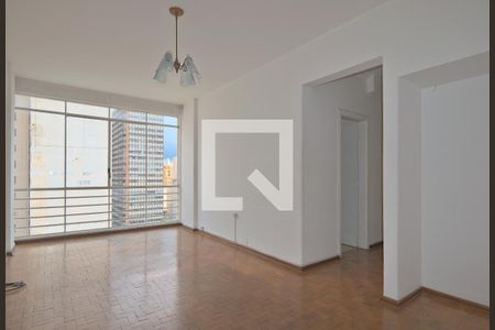 Sala de apartamento para alugar com 2 quartos, 98m² em Centro, Campinas