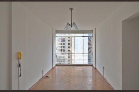 Sala de apartamento para alugar com 2 quartos, 98m² em Centro, Campinas