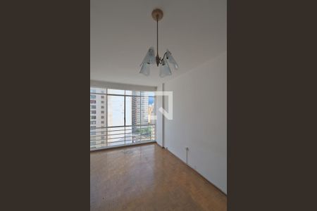 Sala de apartamento para alugar com 2 quartos, 98m² em Centro, Campinas