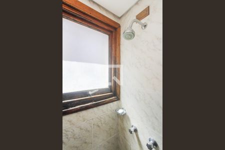 Apartamento à venda com 86m², 3 quartos e 1 vaga Apartamento à venda com 86m², 3 quartos e 1 vagaBanheiro social