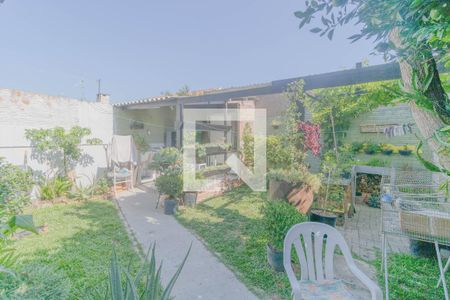 Casa à venda com 90m², 3 quartos e 2 vagasQuintal