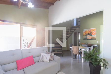 Sala de casa à venda com 3 quartos, 90m² em Igara, Canoas