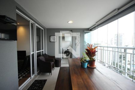 Apartamento à venda com 97m², 2 quartos e 2 vagasVaranda Sala