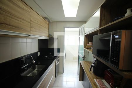 Apartamento à venda com 97m², 2 quartos e 2 vagasCozinha 