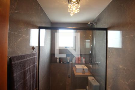 Apartamento à venda com 97m², 2 quartos e 2 vagasBanheiro