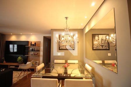 Apartamento à venda com 97m², 2 quartos e 2 vagasSala