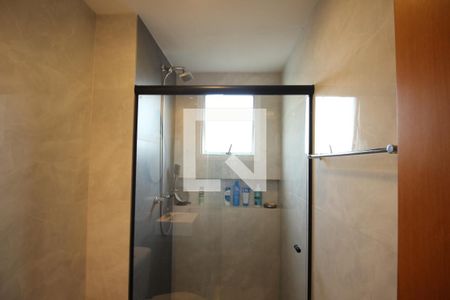 Apartamento à venda com 97m², 2 quartos e 2 vagasBanheiro