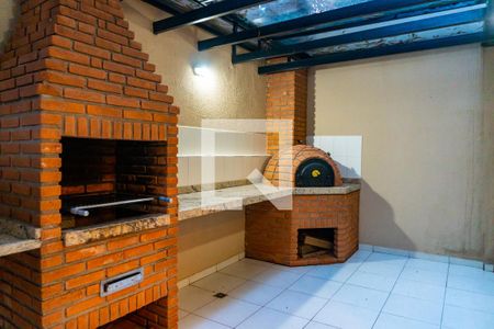 Apartamento para alugar com 50m², 2 quartos e 1 vaga Apartamento para alugar com 50m², 2 quartos e 1 vagaÁrea comum - Churrasqueira