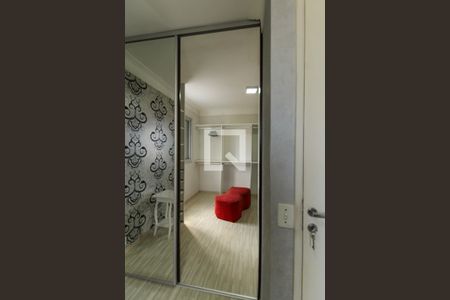 Apartamento para alugar com 62m², 2 quartos e 1 vaga Apartamento para alugar com 62m², 2 quartos e 1 vagaCloset Quarto 1