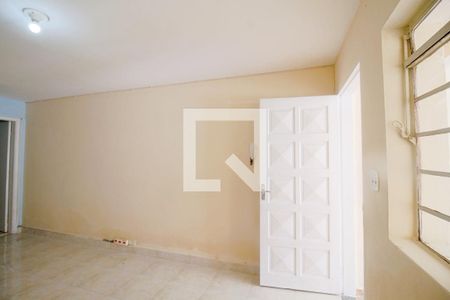 Sala  de casa de condomínio para alugar com 3 quartos, 97m² em Vila das Oliveiras, Taboão da Serra