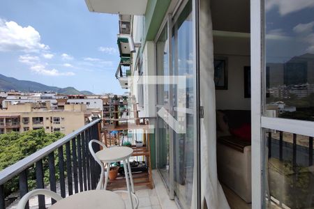 Apartamento à venda com 120m², 3 quartos e 1 vagaVaranda