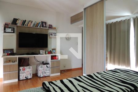 Apartamento à venda com 120m², 3 quartos e 1 vagaQuarto Suíte 1