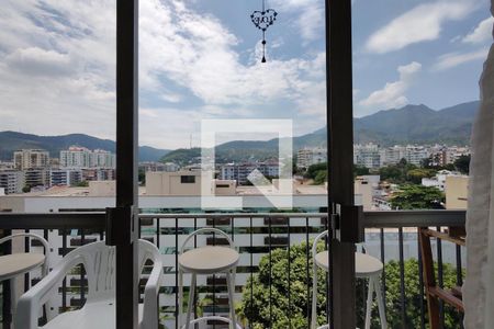 Apartamento à venda com 120m², 3 quartos e 1 vagaVaranda