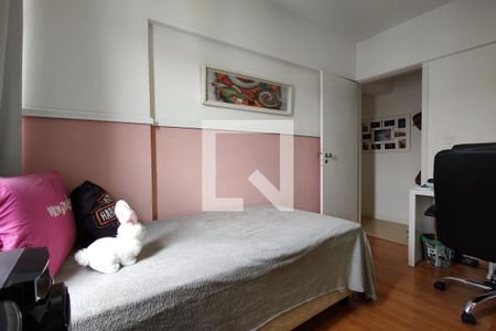 Apartamento à venda com 120m², 3 quartos e 1 vagaQuarto 2