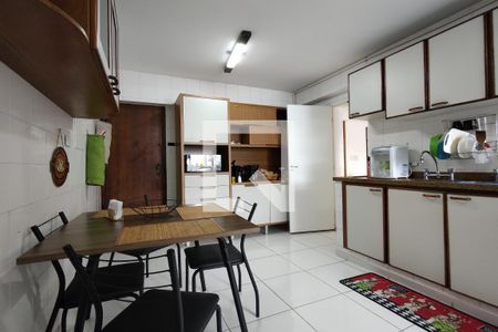 Apartamento à venda com 120m², 3 quartos e 1 vagaCozinha - Armários