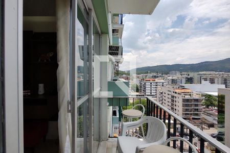 Apartamento à venda com 120m², 3 quartos e 1 vagaVaranda
