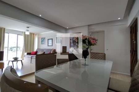 Sala de apartamento à venda com 3 quartos, 120m² em Freguesia de Jacarepaguá, Rio de Janeiro