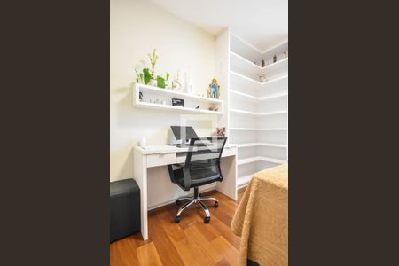 Apartamento à venda com 128m², 3 quartos e 2 vagasQuarto 03