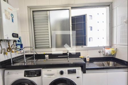 Apartamento à venda com 128m², 3 quartos e 2 vagasLavanderia 